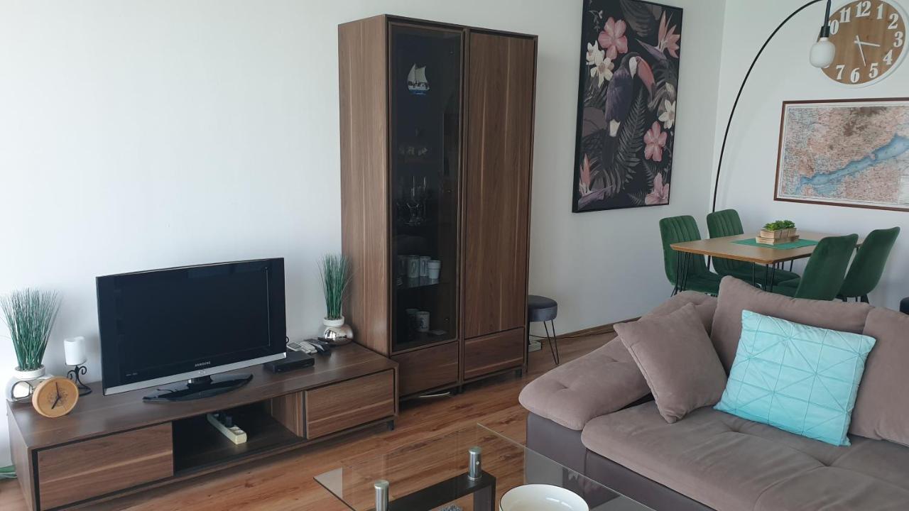 Golden Brown Apartment Siófok Buitenkant foto
