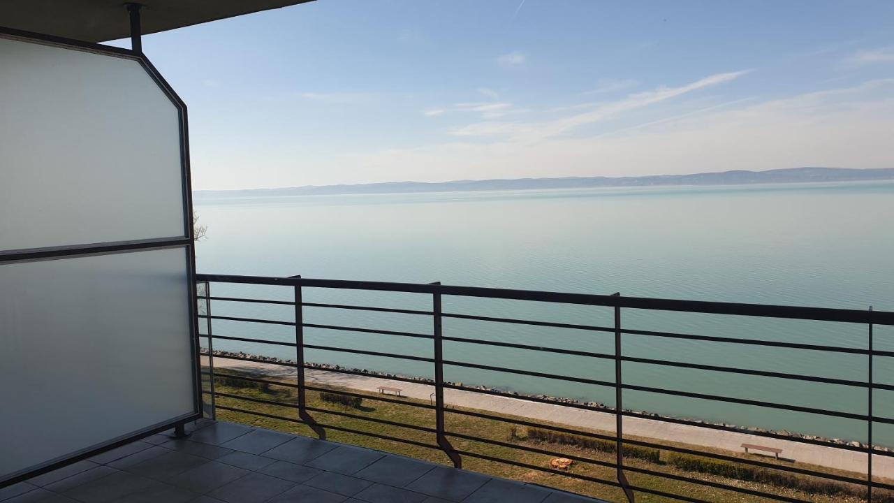 Golden Brown Apartment Siófok Buitenkant foto