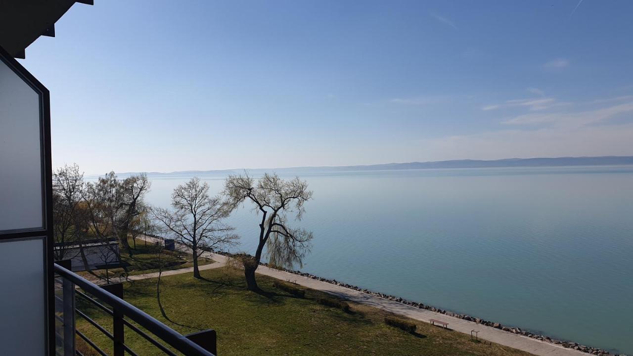 Golden Brown Apartment Siófok Buitenkant foto